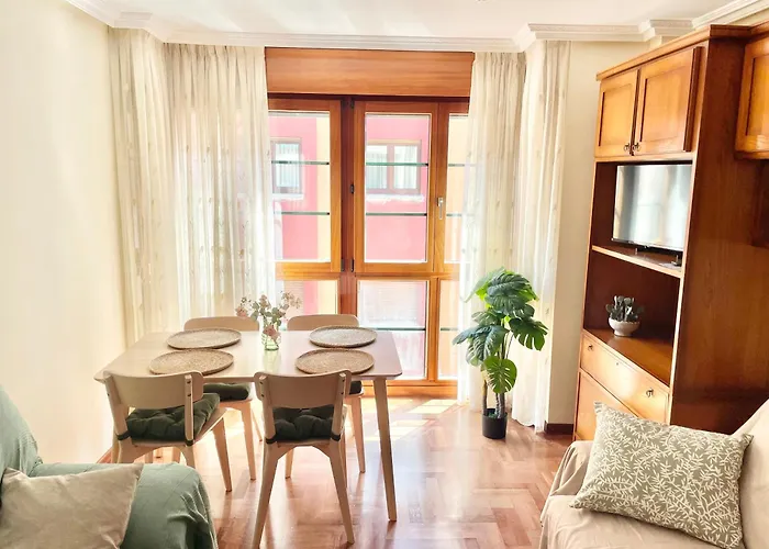 Cimadevilla 16 Apartman Gijón